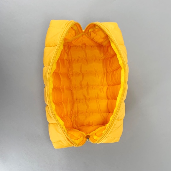 Sol de Janeiro Travel Cosmetic Make-up Bag with Zipper. - Picture 4 of 8